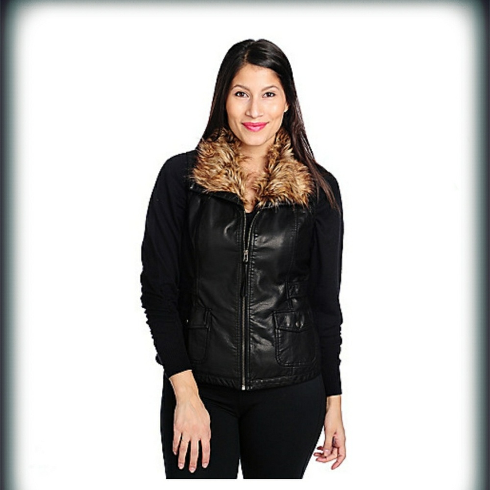 🍁🍂OSO CASUALS Faux leather vest🍁🍂
